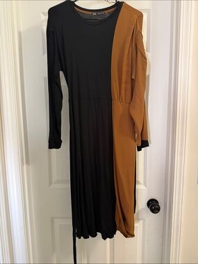 Zara Black and Brown Long-Sleeve Colorblock Midi Dress